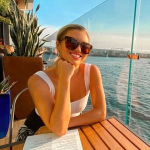 Meet your Posher, Sydney